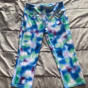 Dicks capri workout leggings size Medium. Brand new